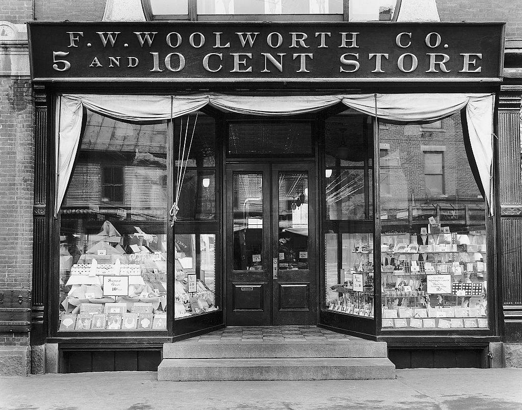 Picture of F.W. Woolworth Company